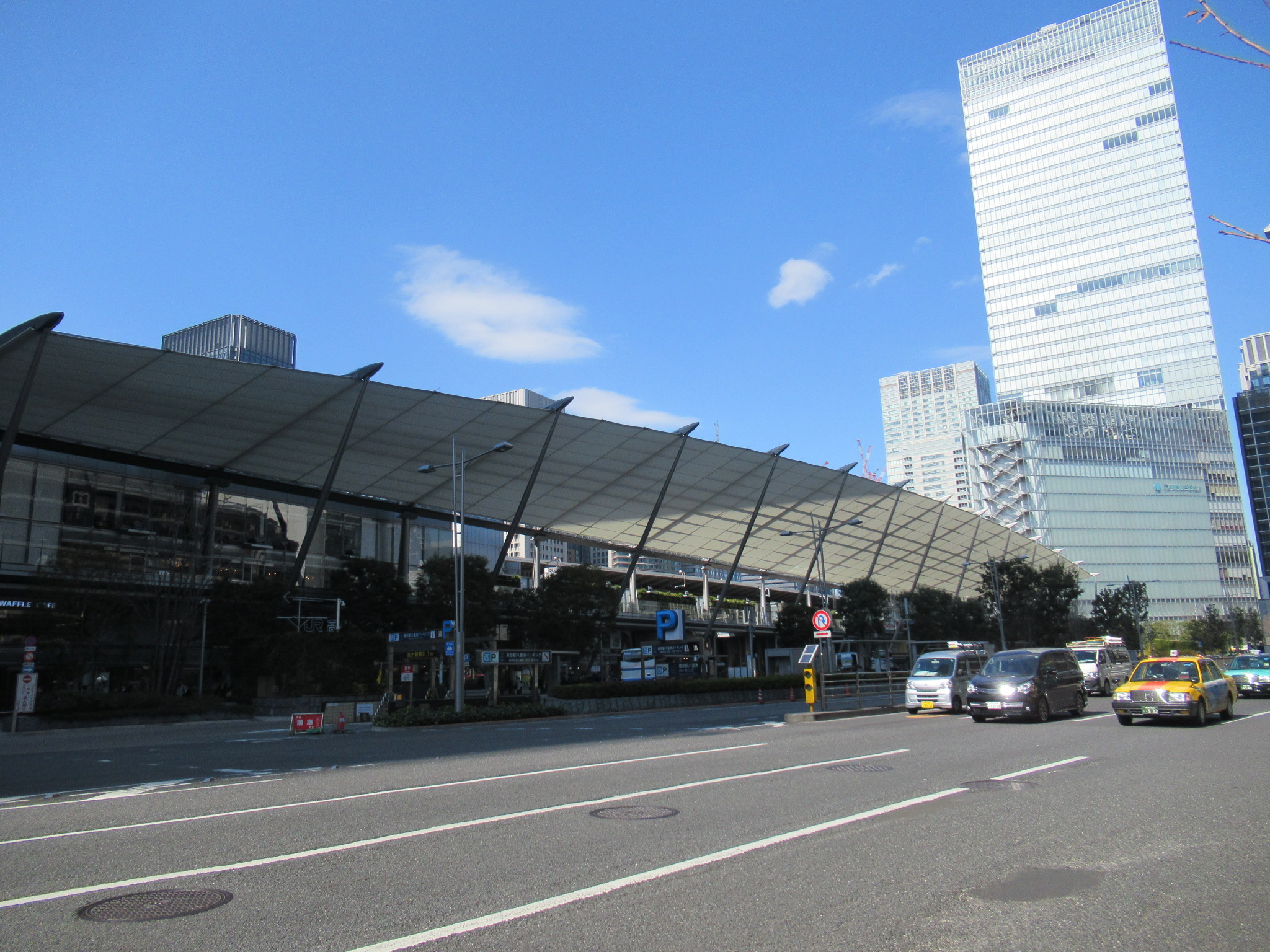 東京駅八重洲口の様子