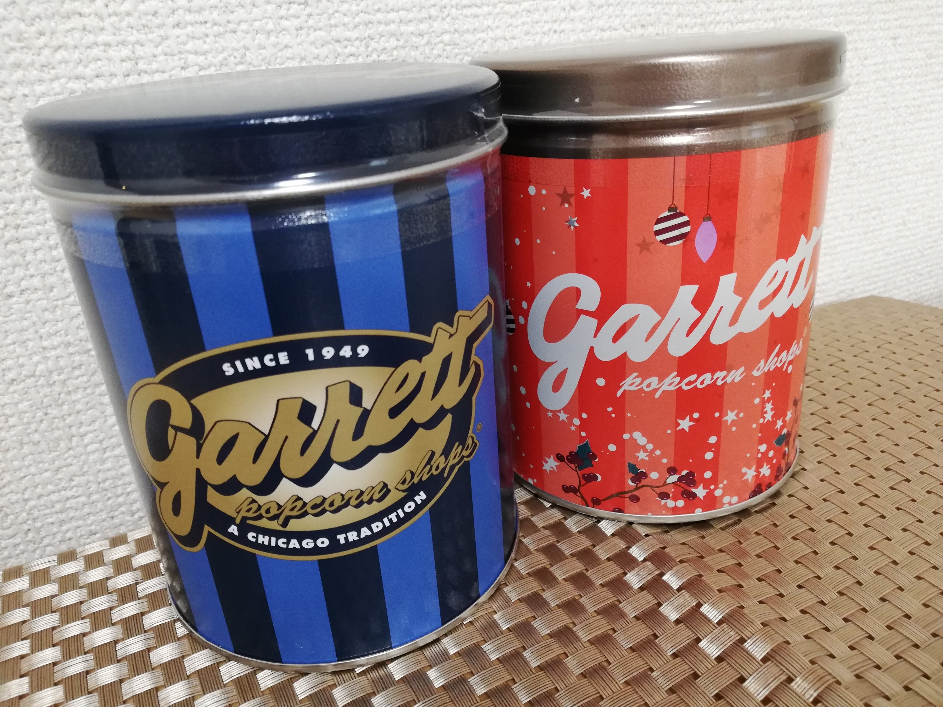 Garrettの通年ある缶とクリスマス限定ホリデー缶